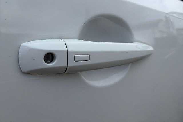 Nissan QASHQAI 1.3 DiG-T MH 158 Tekna 5dr Xtronic