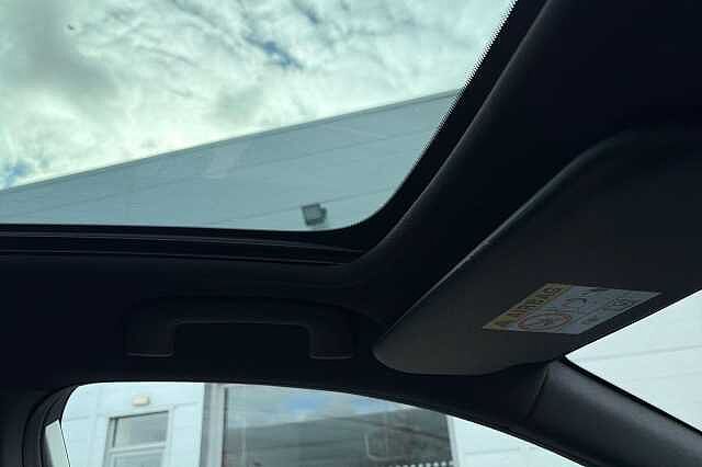 Nissan QASHQAI 1.3 DiG-T MH 158 Tekna 5dr Xtronic