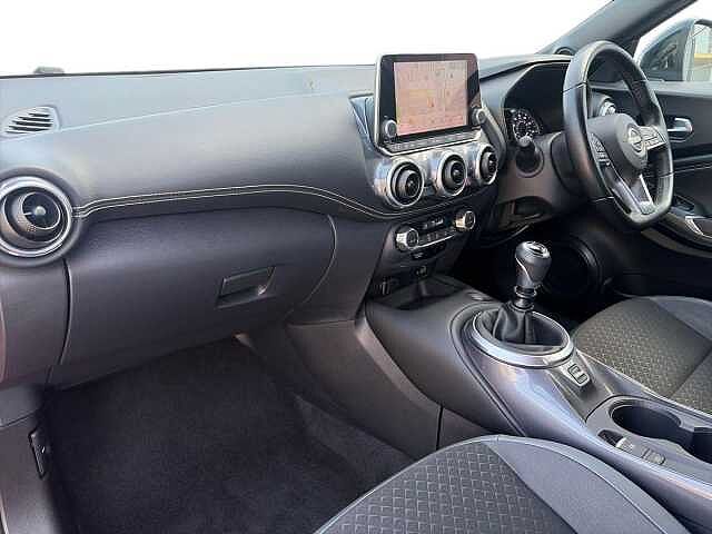Nissan JUKE 1.0 DiG-T 114 N-Connecta 5dr