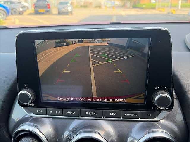 Nissan JUKE 1.0 DiG-T 114 N-Connecta 5dr