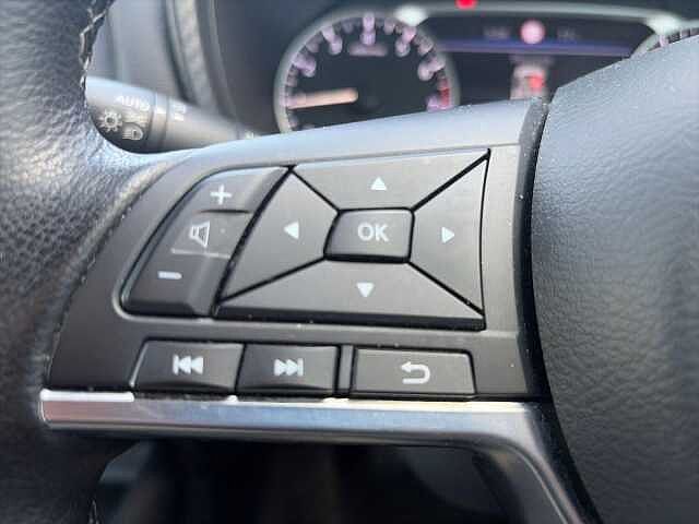 Nissan JUKE 1.0 DiG-T 114 N-Connecta 5dr