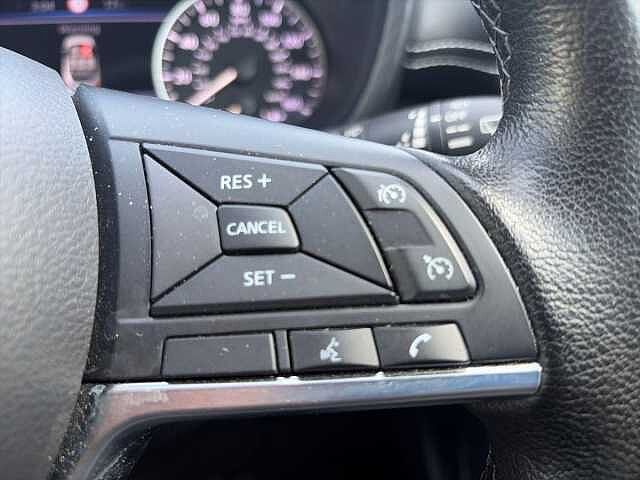 Nissan JUKE 1.0 DiG-T 114 N-Connecta 5dr