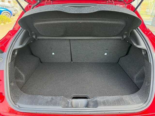 Nissan JUKE 1.0 DiG-T 114 N-Connecta 5dr