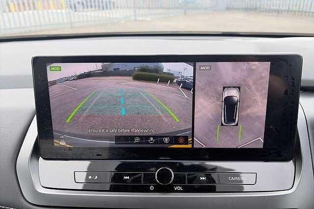 Nissan QASHQAI 1.3 DiG-T MH 158 N-Connecta [Glass Rf] 5dr Xtronic