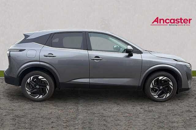 Nissan QASHQAI 1.3 DiG-T MH 158 N-Connecta [Glass Rf] 5dr Xtronic