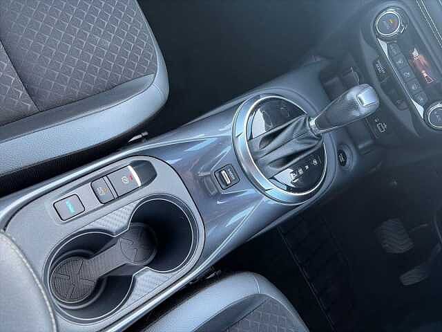 Nissan JUKE 1.6 Hybrid N-Connecta 5dr Auto