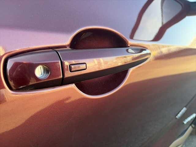 Nissan JUKE 1.6 Hybrid N-Connecta 5dr Auto