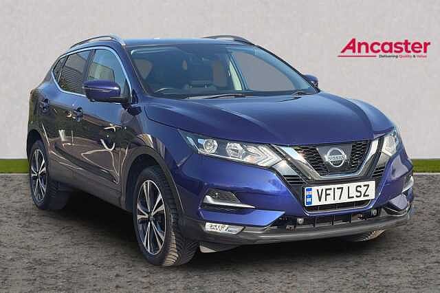 Nissan QASHQAI 1.2 DiG-T N-Connecta [Glass Roof Pack] 5dr