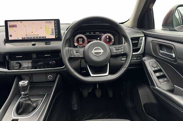 Nissan QASHQAI 1.3 DiG-T MH N-Connecta [Glass Roof] 5dr