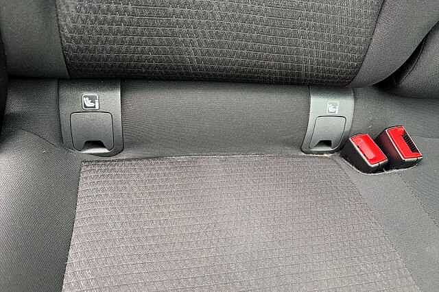 Nissan QASHQAI 1.3 DiG-T MH N-Connecta [Glass Roof] 5dr