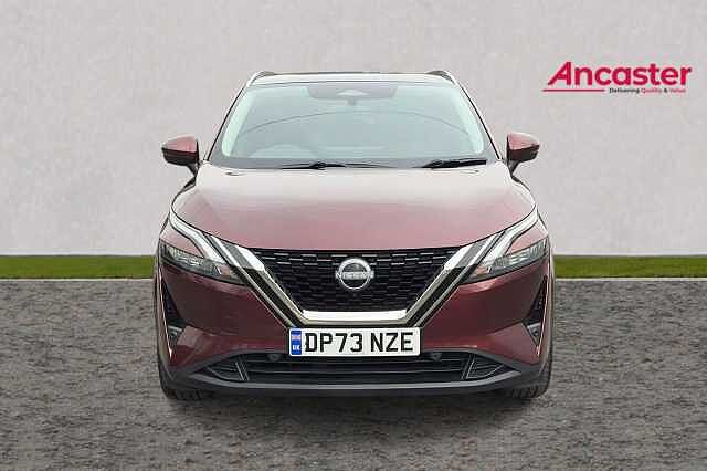 Nissan QASHQAI 1.3 DiG-T MH N-Connecta [Glass Roof] 5dr