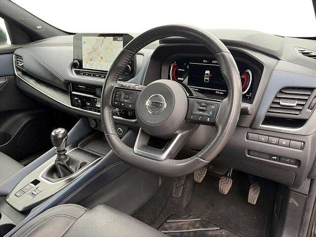 Nissan QASHQAI 1.3 DiG-T MH 158 Tekna+ 5dr