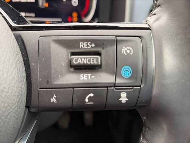 Nissan QASHQAI 1.3 DiG-T MH 158 Tekna+ 5dr