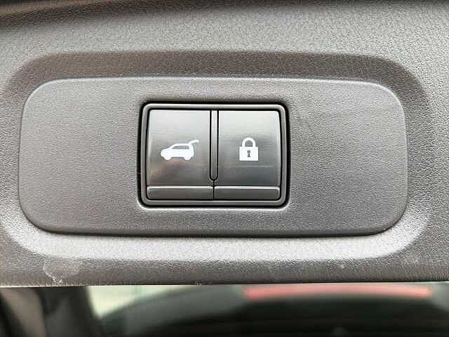 Nissan QASHQAI 1.3 DiG-T MH 158 Tekna+ 5dr