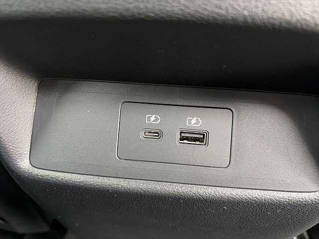 Nissan QASHQAI 1.3 DiG-T MH 158 Tekna+ 5dr