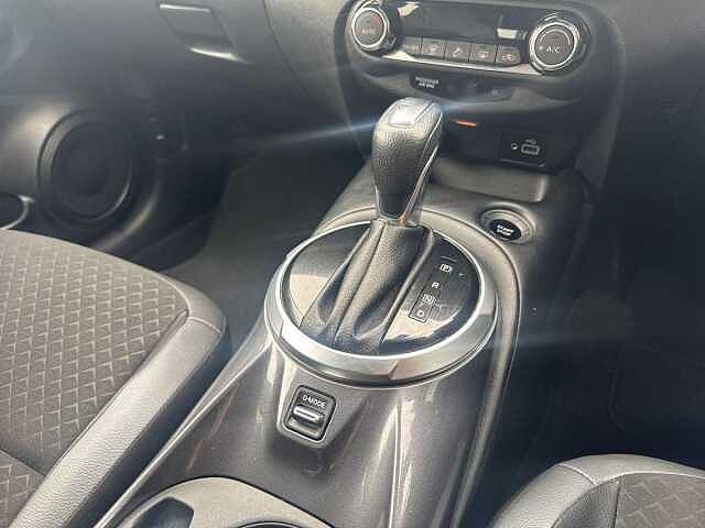 Nissan JUKE 1.6 Hybrid N-Connecta 5dr Auto
