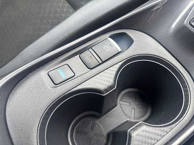 Nissan JUKE 1.6 Hybrid N-Connecta 5dr Auto