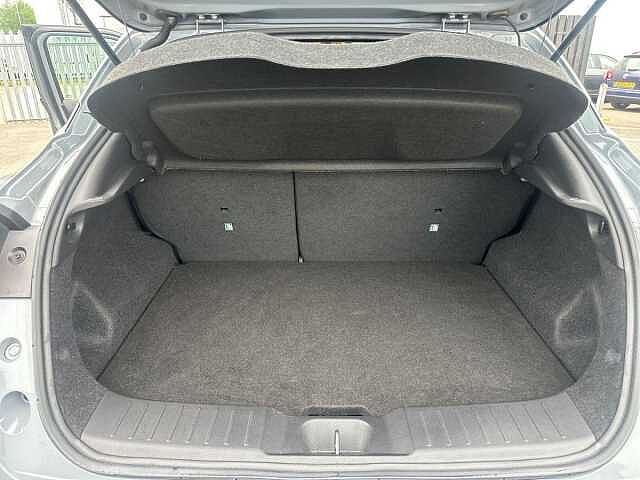 Nissan JUKE 1.0 DiG-T 114 N-Connecta 5dr