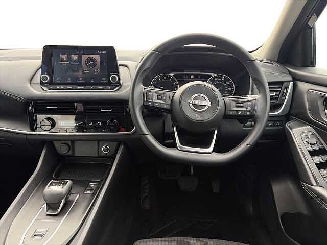 Nissan QASHQAI 1.3 DiG-T MH 158 Acenta Premium 5dr Xtronic