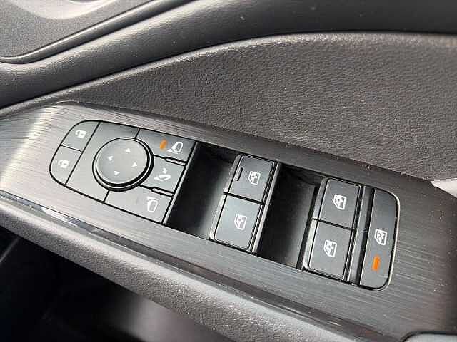 Nissan QASHQAI 1.3 DiG-T MH 158 Acenta Premium 5dr Xtronic