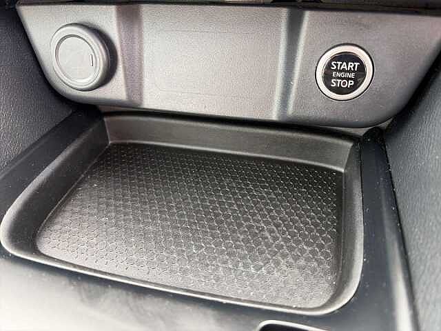 Nissan QASHQAI 1.3 DiG-T MH 158 Acenta Premium 5dr Xtronic