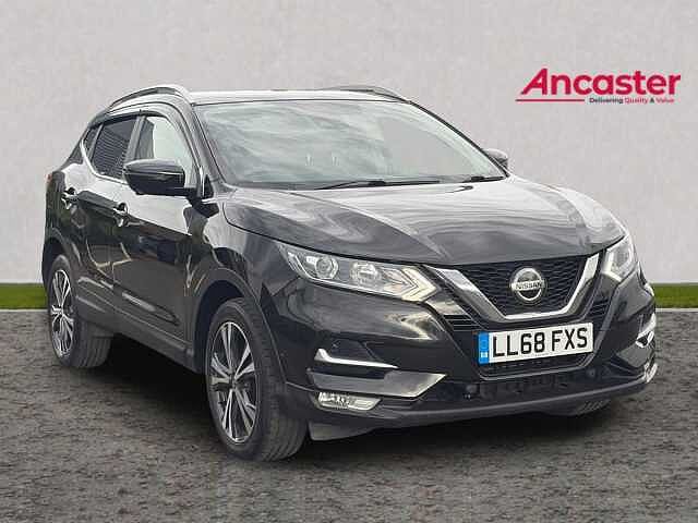 Nissan QASHQAI 1.3 DiG-T N-Connecta 5dr [Glass Roof/Executive]