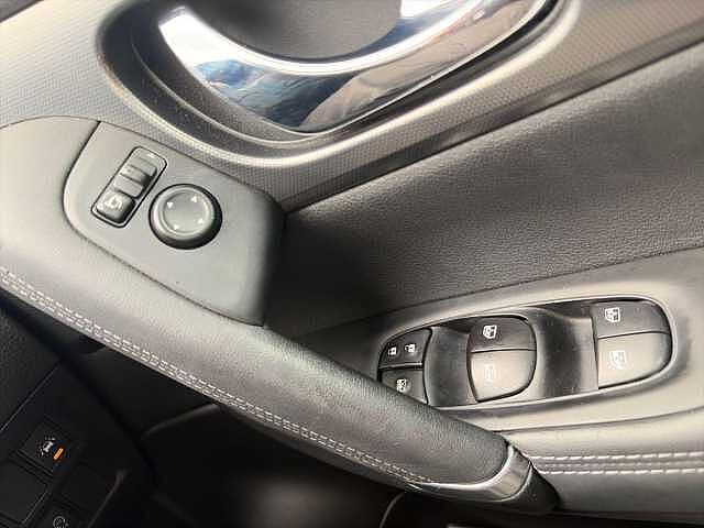 Nissan QASHQAI 1.3 DiG-T Tekna+ 5dr