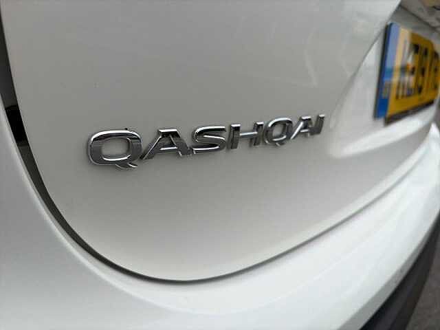 Nissan QASHQAI 1.3 DiG-T Tekna+ 5dr