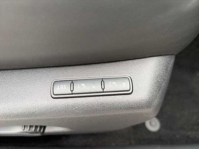 Nissan QASHQAI 1.3 DiG-T Tekna+ 5dr